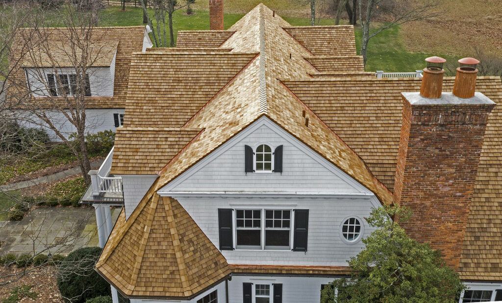 Maplewood Cedar Shake Roofing Contractor - Top Roofers Near You